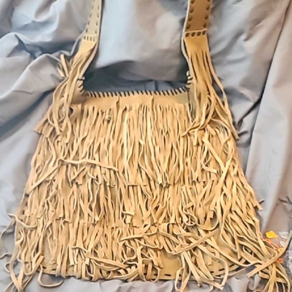 Muxo By Camila Alves Fringe Tan Leather Shoulder Bag